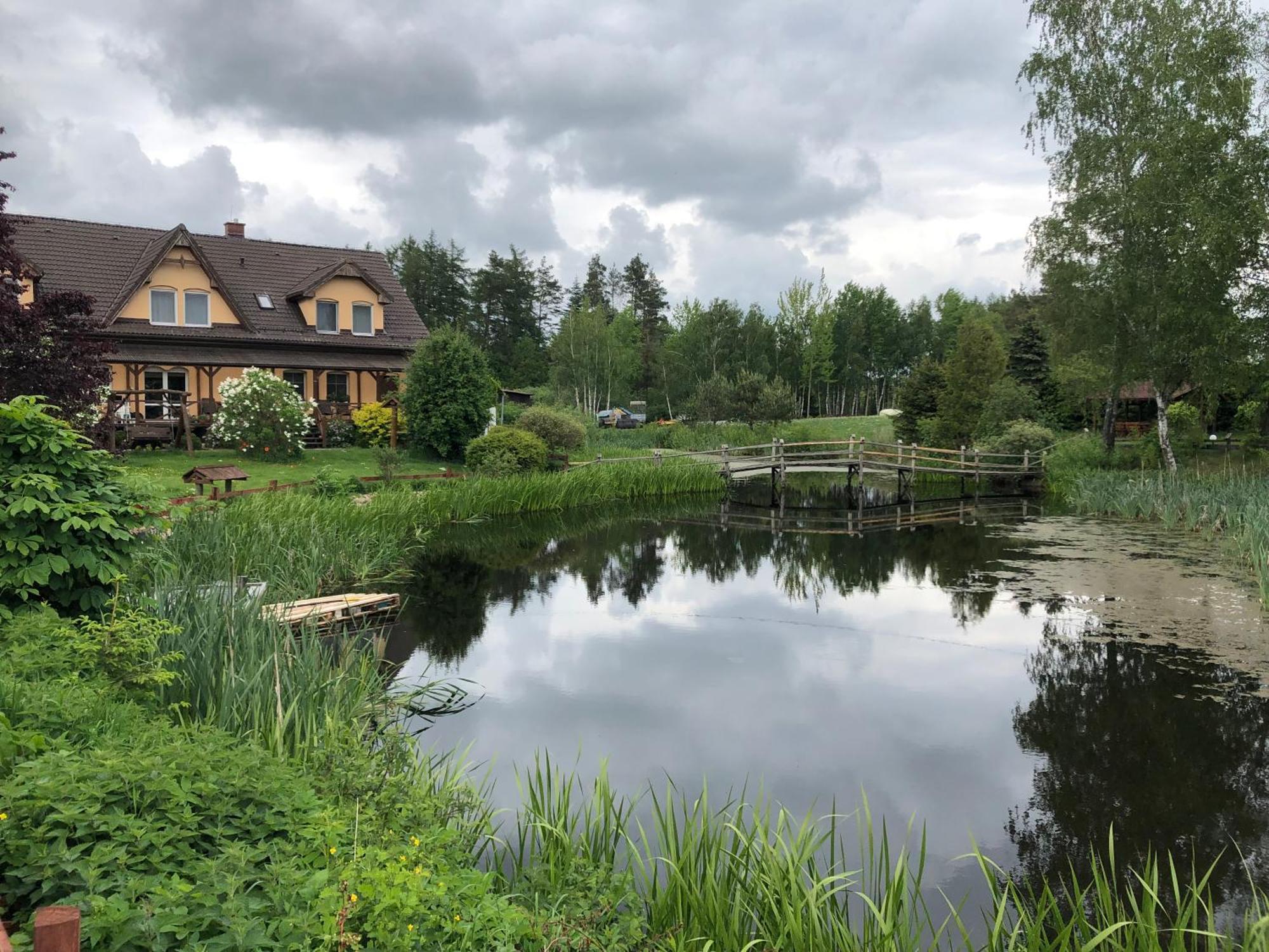Вилла Chociwlanka Bobolice  Экстерьер фото